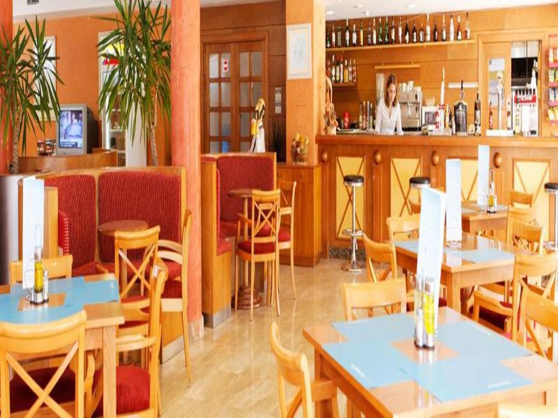 Comitas Isla Del Aire Aparthotel Punta Prima (Menorca)