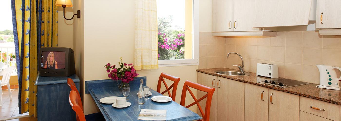 Aparthotel Comitas Isla Del Aire 4*